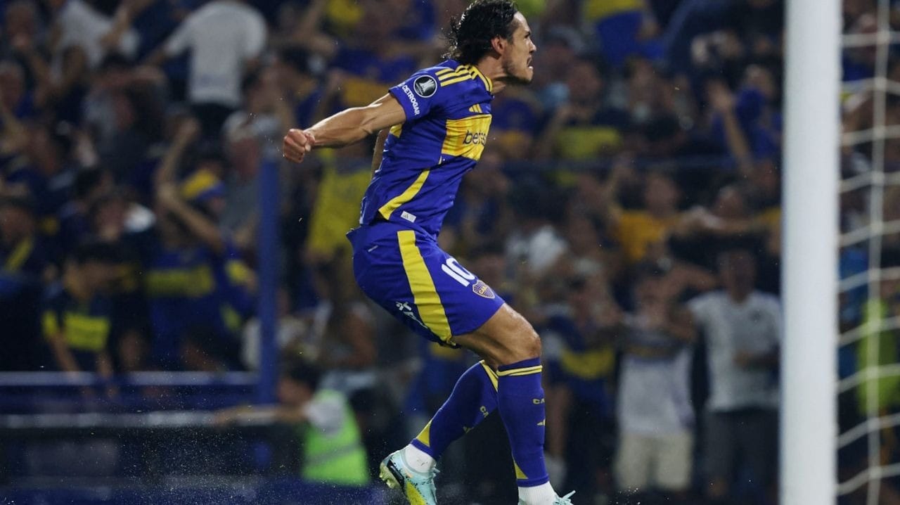 Cavani desabafa sobre gol perdido na eliminação do Boca na Libertadores: 'Dói muito'