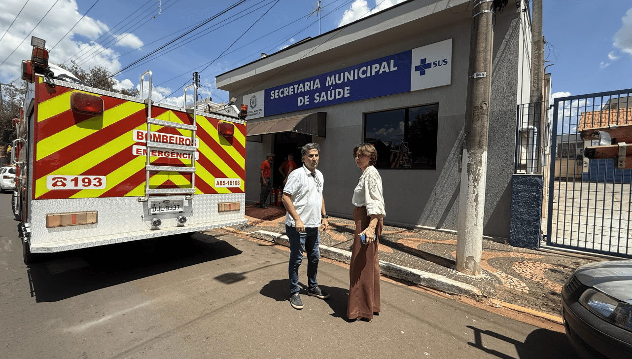 Princípio de incêndio e curto circuito são registrados na Secretaria de Saúde de Cordeirópolis
