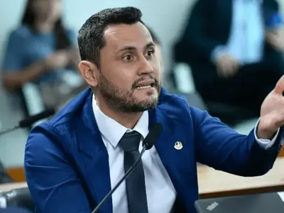 Genial/Quaest: Cleitinho Azevedo lidera em 1º e 2º turno para governo de MG