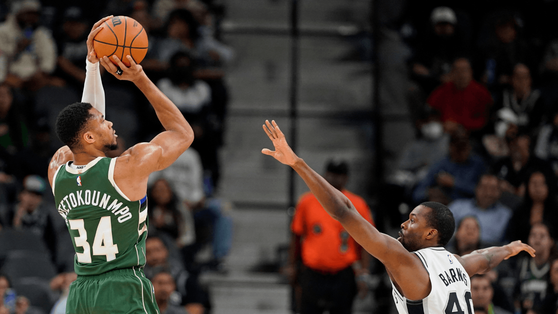 Eduardo Barão: “Antetokounmpo de um lado e Jokić do outro, confronto promete ser equilibrado”