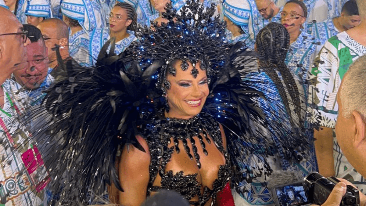 Viviane Araújo revela o que lhe dá gás para entrar na avenida após tantos anos de Carnaval