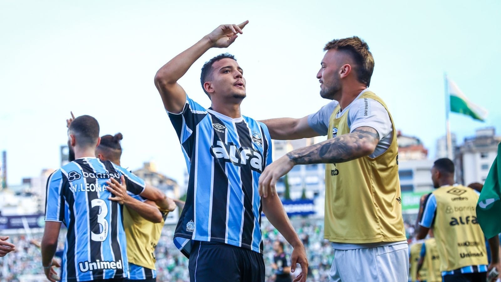 Renata Fan detona arbitragem de Juventude x Grêmio e vê gol irregular do Imortal: "Vergonha"