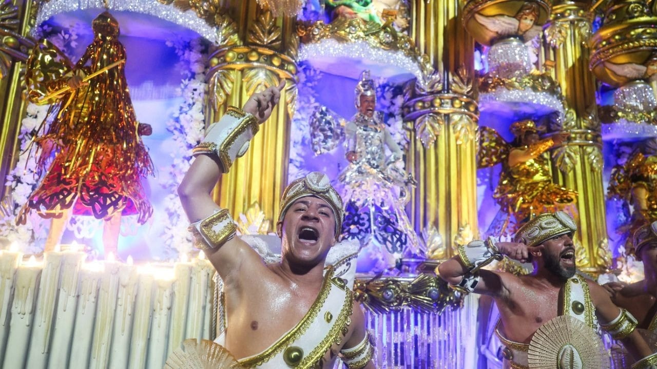 Beija-Flor vence o Carnaval 2025 do RJ e conquista seu 15º título