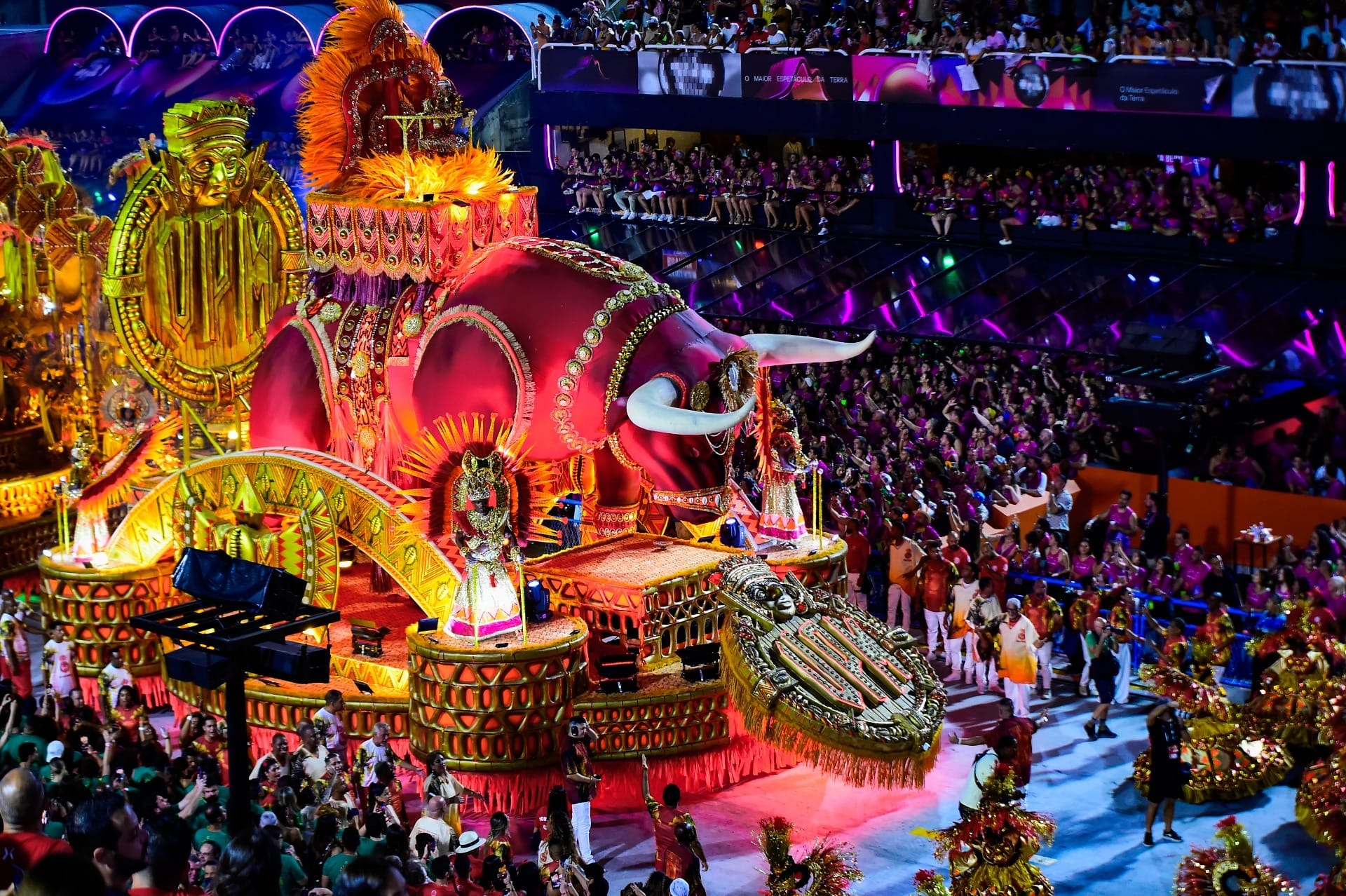 Um ano após o acesso, Unidos de Padre Miguel é rebaixada no carnaval do RJ e volta à Série Ouro