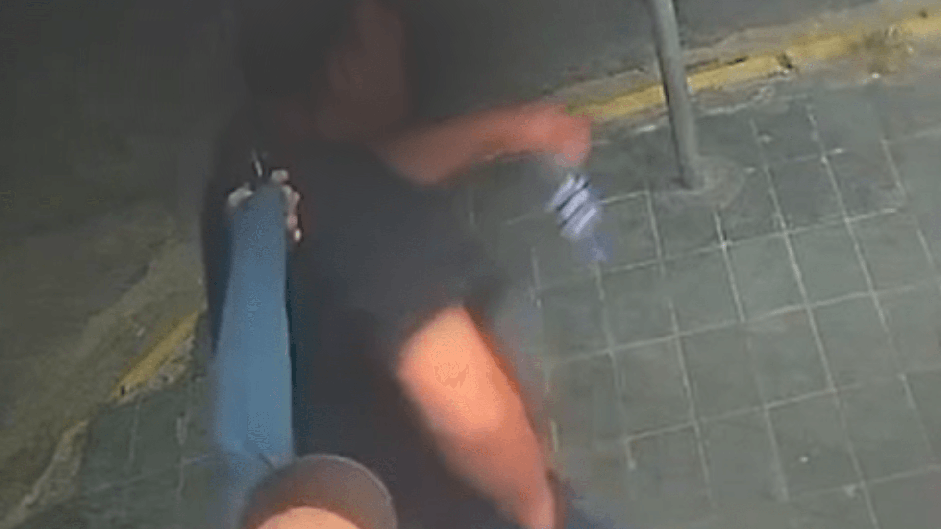 Vídeo: Segurança de farmácia é morto com tiro na cabeça em Caraguatatuba-SP