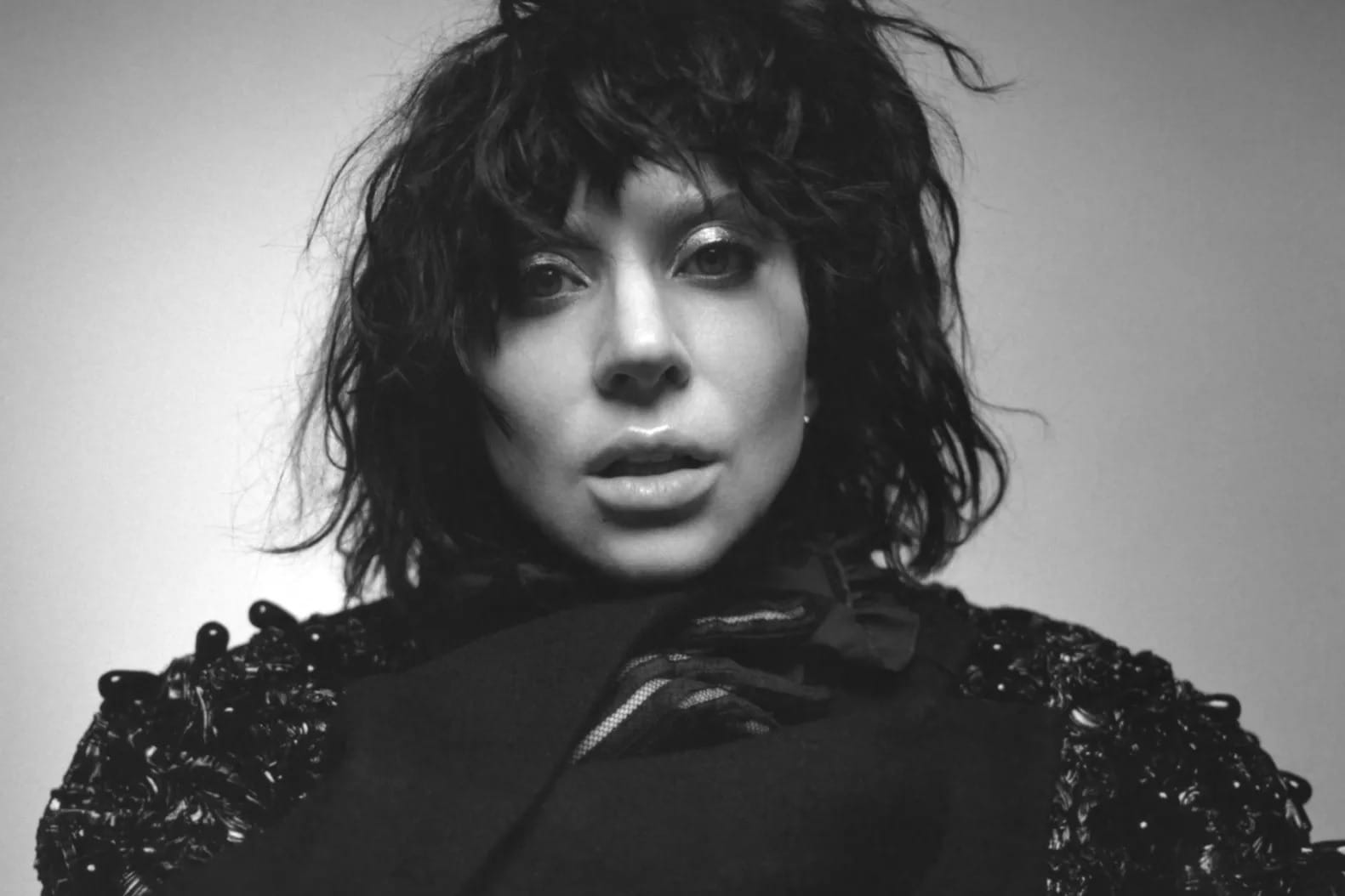 ‘Mayhem’: Lady Gaga volta ao dark-pop em novo álbum