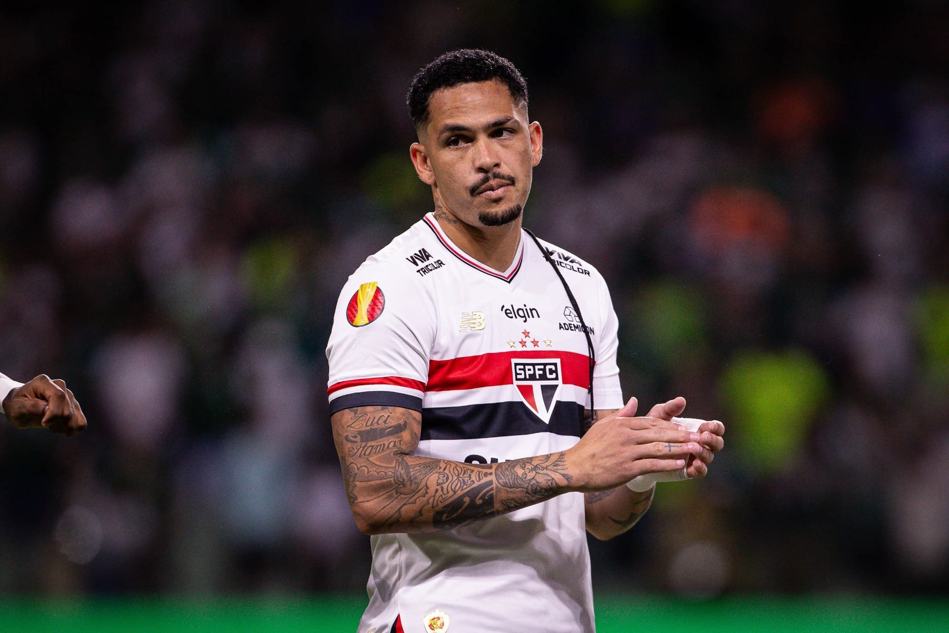 Luciano detona juiz e diz que quiseram tirar São Paulo do campeonato
