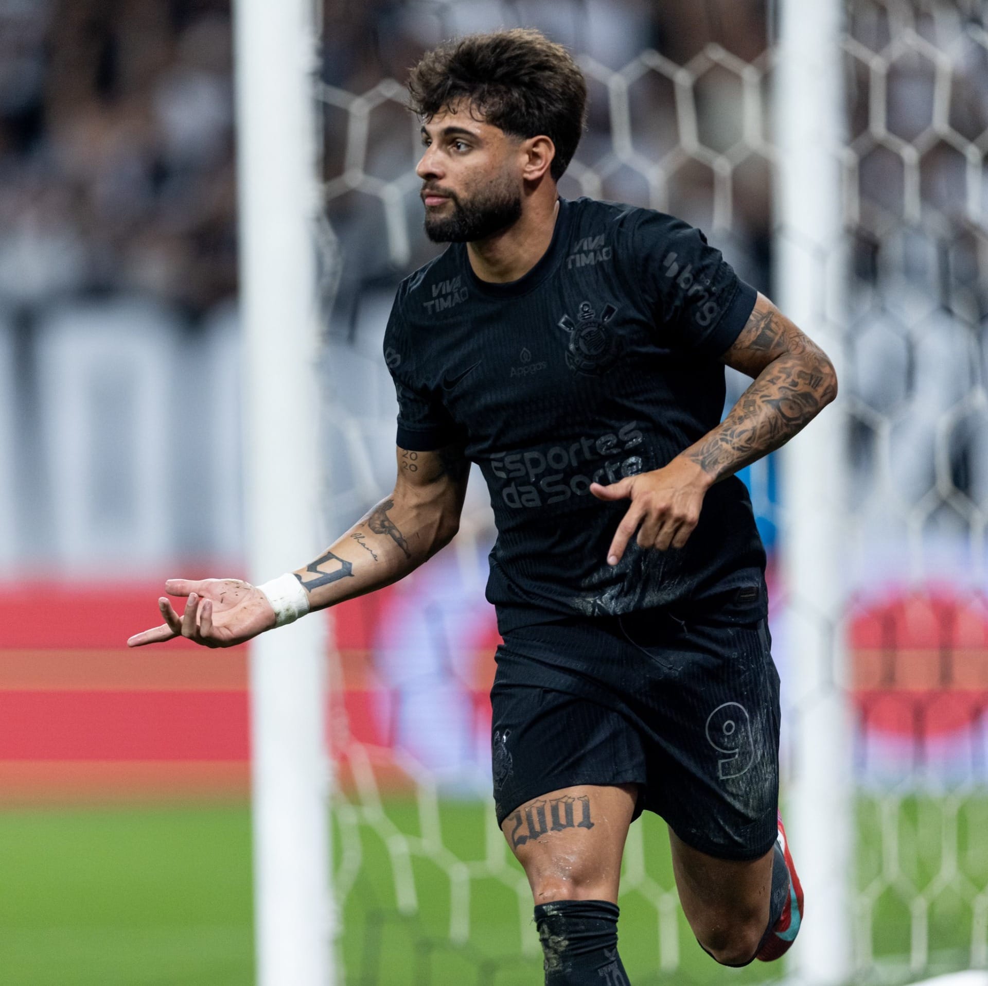Corinthians: Yuri Alberto sofre trauma no tornozelo e corre para jogar Libertadores