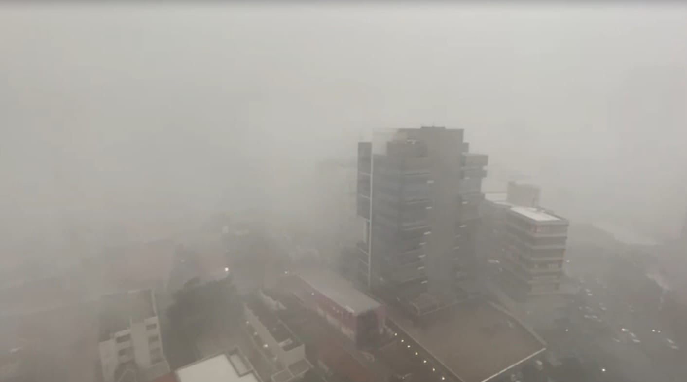 SP: tempestade causa alagamentos, queda de árvores, deixa morto e 173 mil sem energia