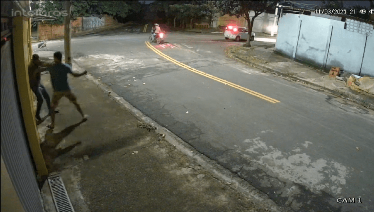 Câmera registra briga que terminou com homem morto a facadas em Campinas