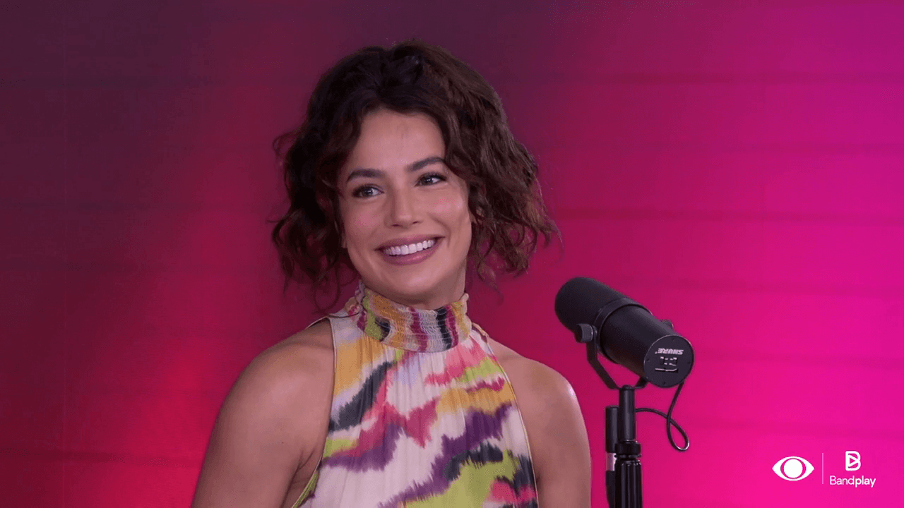 Atriz de Beleza Fatal, Nanda Marques diz que teve apoio para cenas íntimas: "Desconforto"