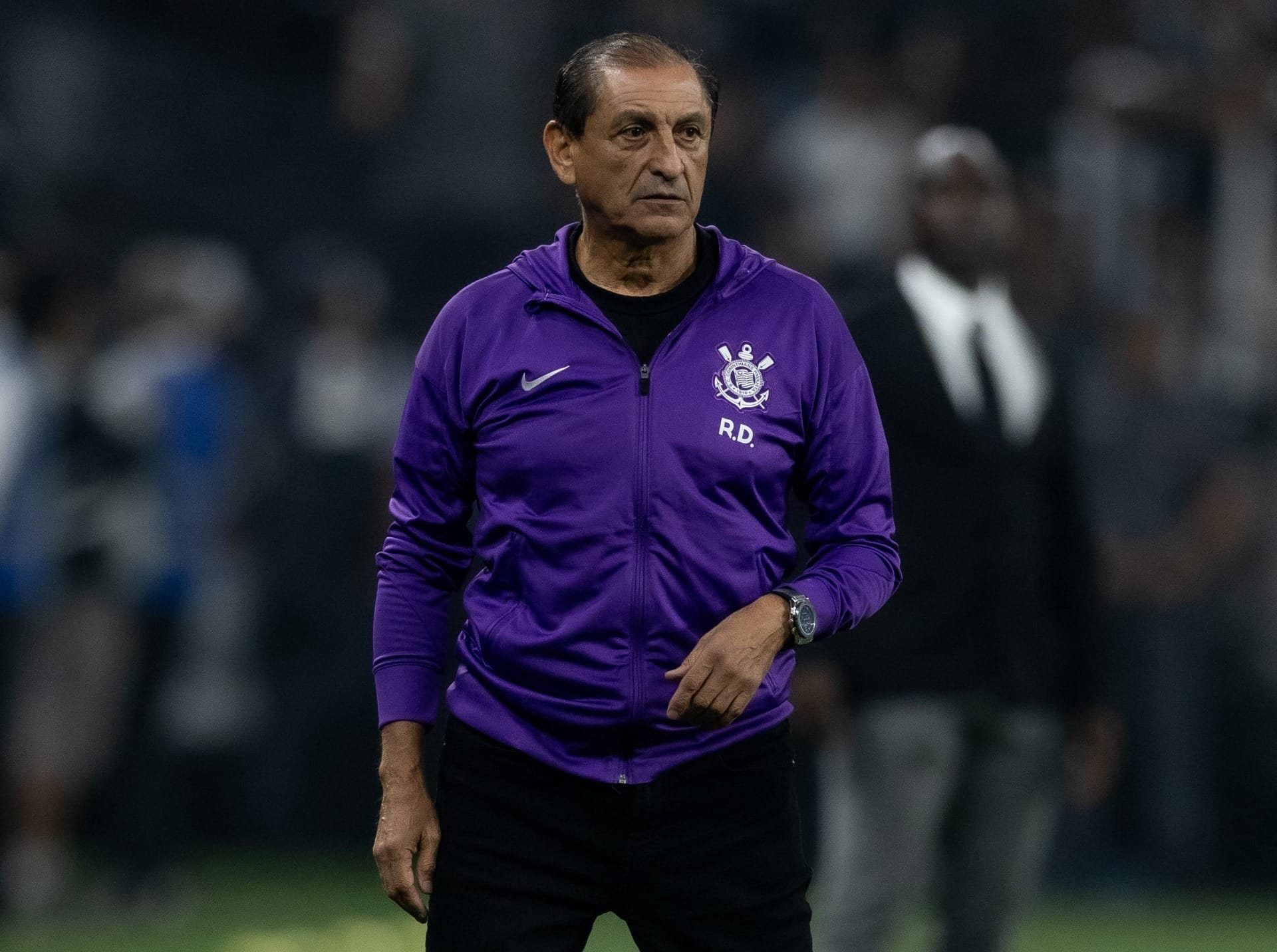 Ramón destaca caráter do Corinthians, mas lamenta queda na Libertadores: "Dói muito"