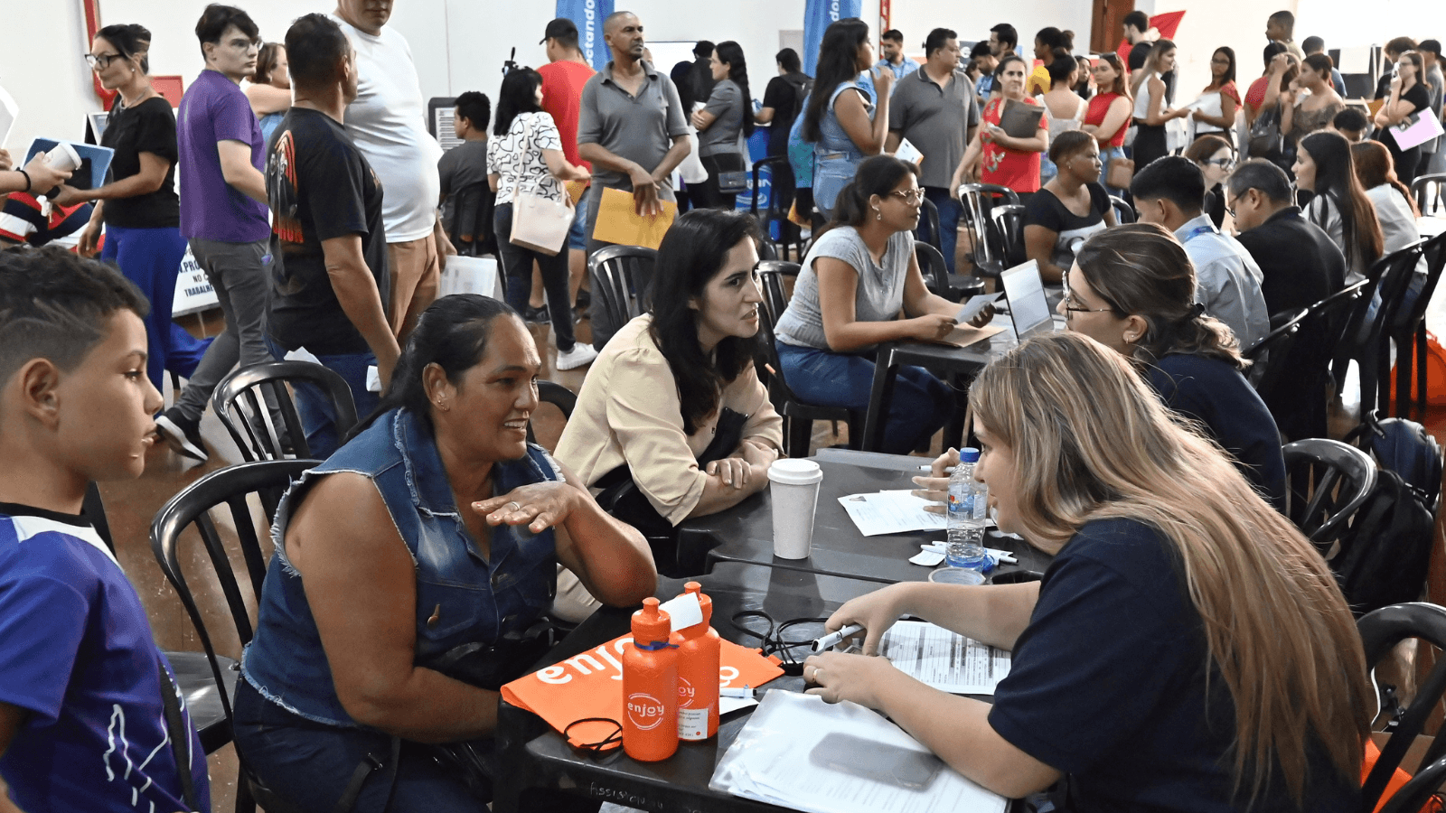 Duas mil pessoas participaram do Mutirão do Emprego e Empreendedorismo