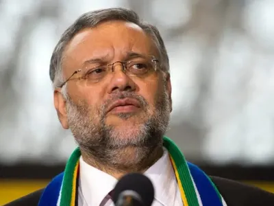 África do Sul lamenta a expulsão de embaixador nos EUA