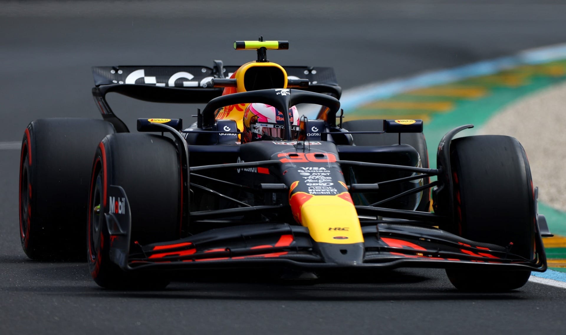 Lawson foi uma decepção do treino de classificação, pois caiu no Q1, mesmo com a Red Bull