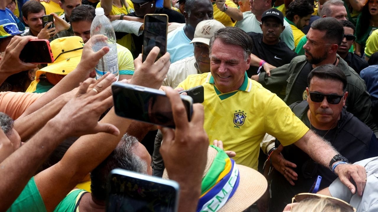 Flávio Bolsonaro ataca Moraes e diz que ato no Rio é por anistia e contra "alexandrismo"
