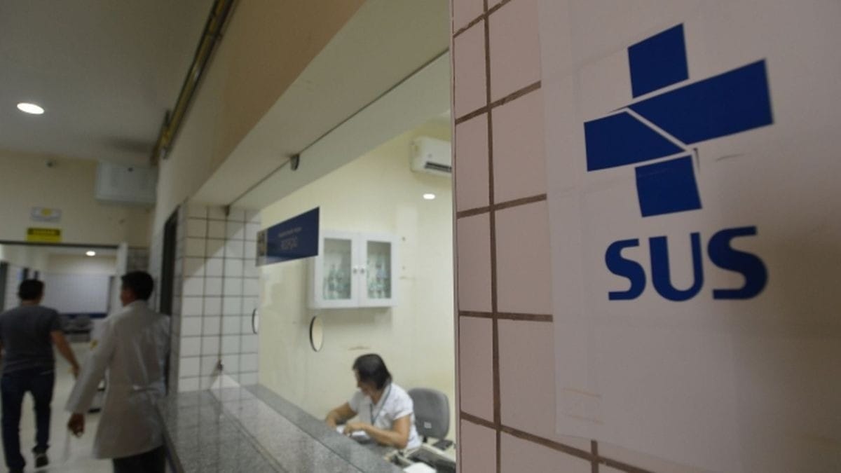 Mais de 5 milhões de pacientes esperam em fila por consultas no SUS