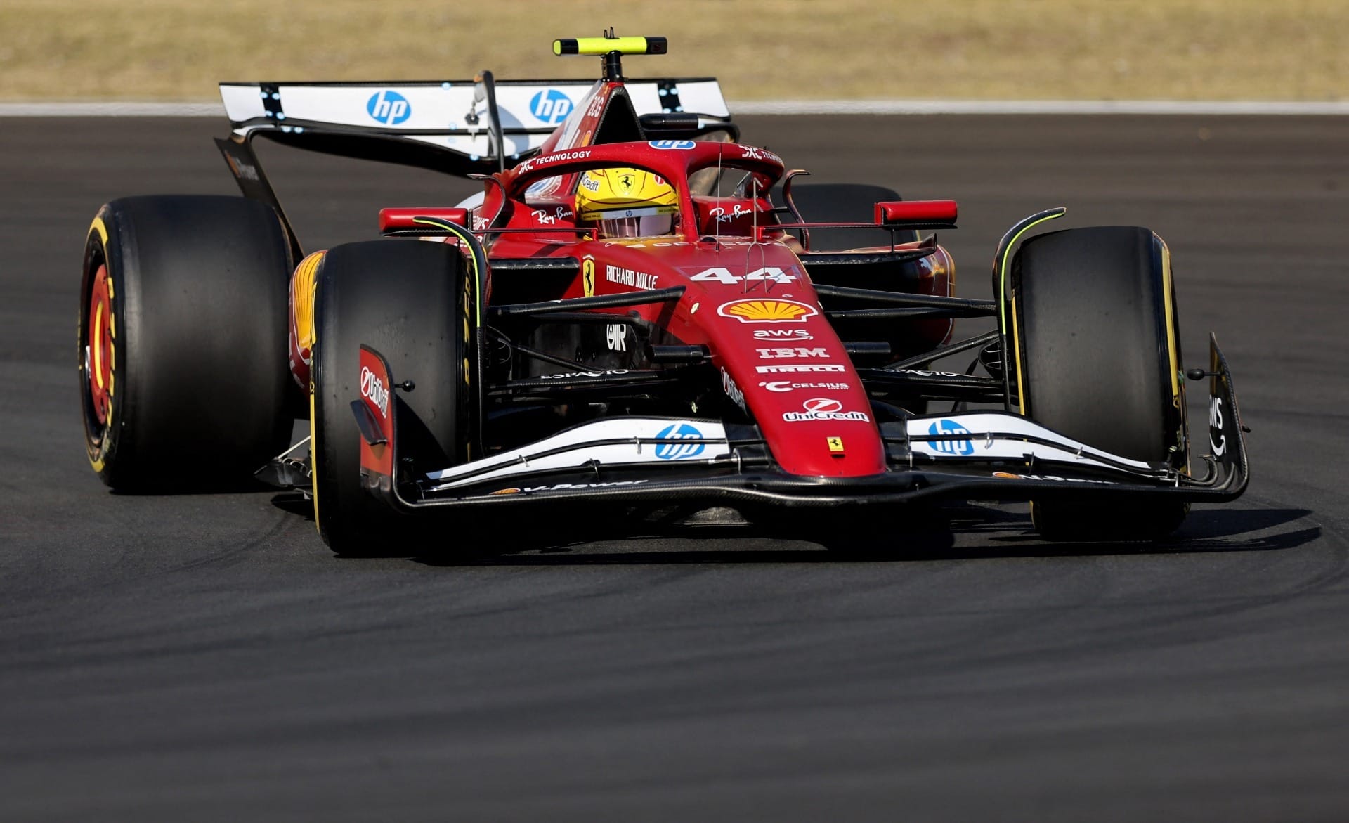 Lewis Hamilton conquista pole para a corrida sprint do GP da China