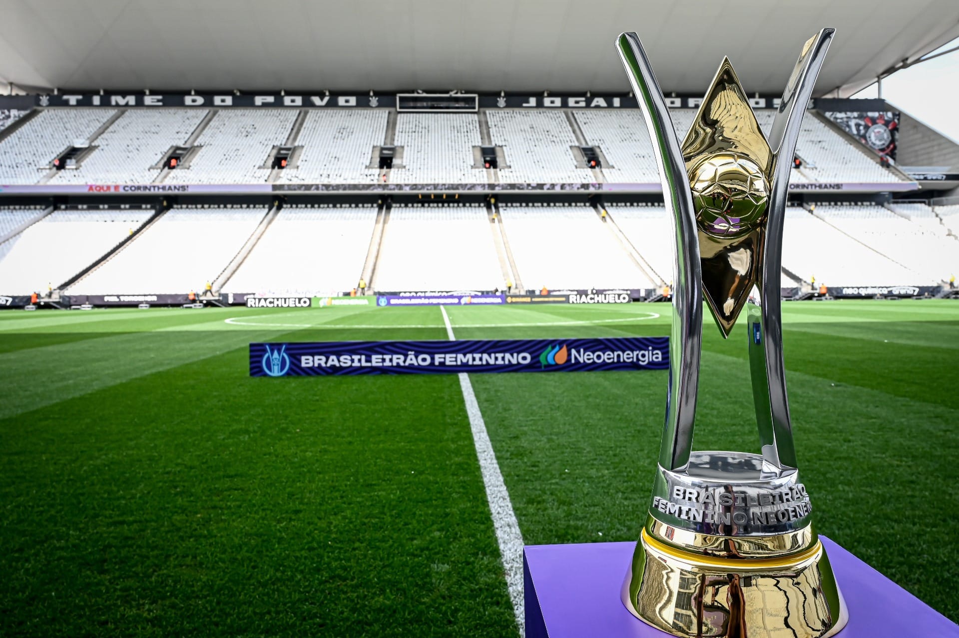 Ação antirracista marca edição 2025 do Brasileirão Feminino