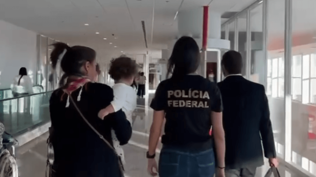PF repatria bebê brasileiro que estava em Portugal e foi vítima de tráfico humano