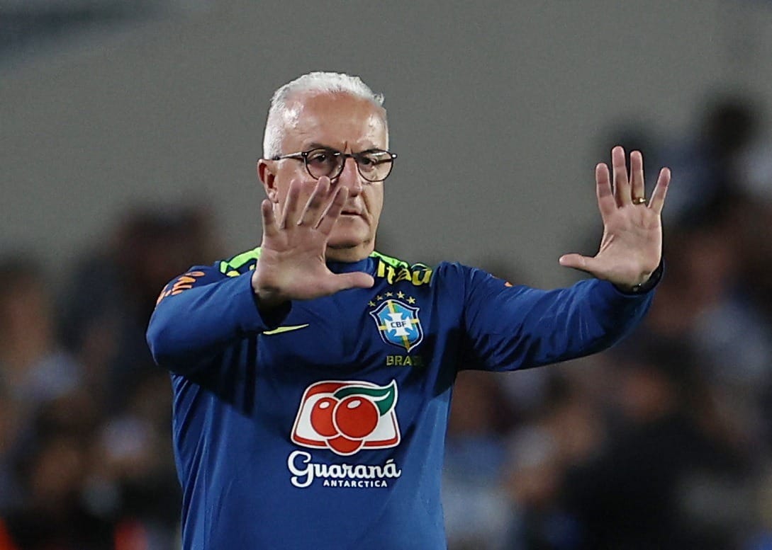 Ulisses e Quesada pedem técnico estrangeiro na Seleção: "Não dá mais para o Dorival"