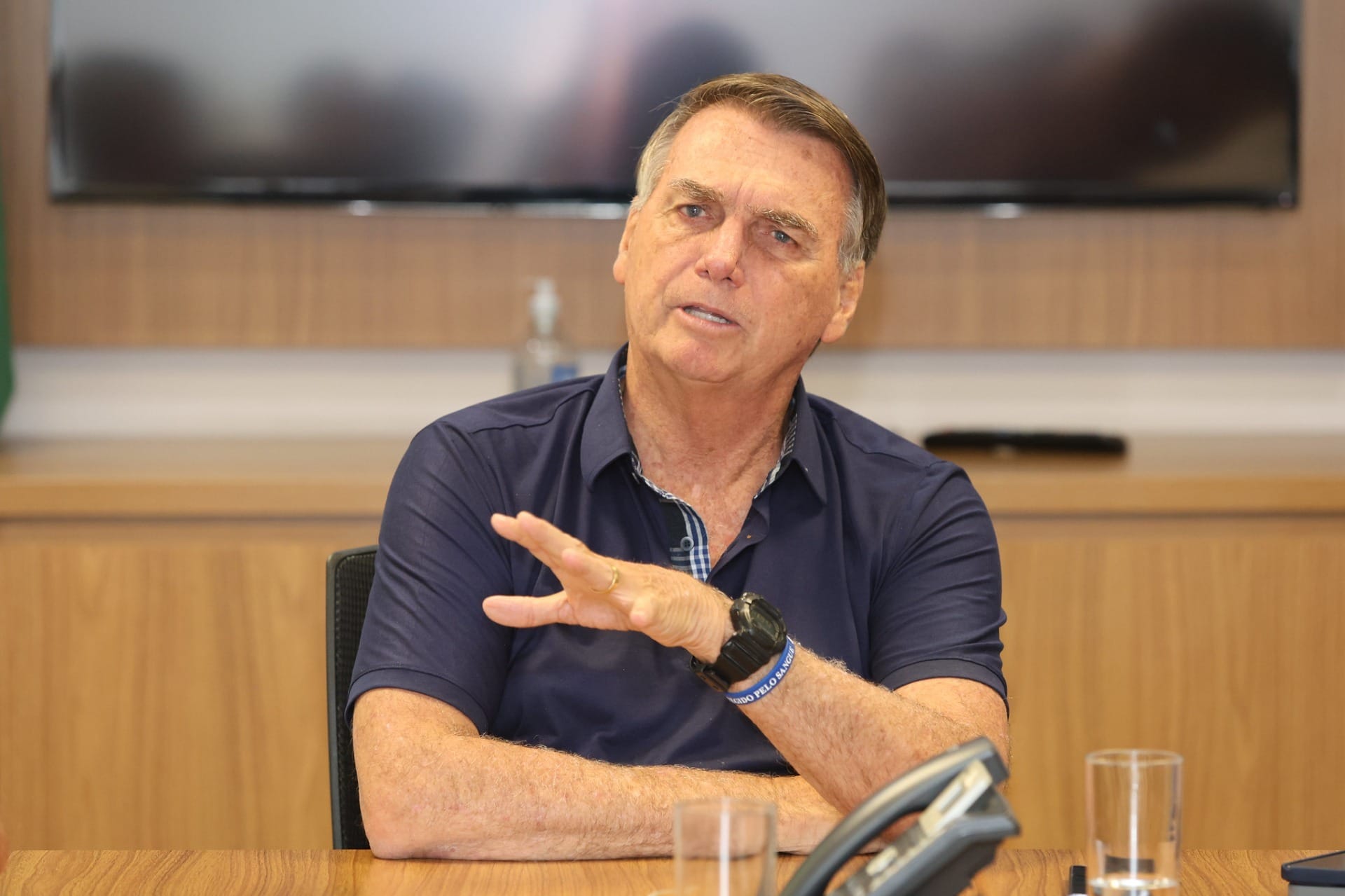 Reinaldo: Julgamento já nasce histórico;  Bolsonaro, Tarcísio e Eduardo em delírio. E o abismo
