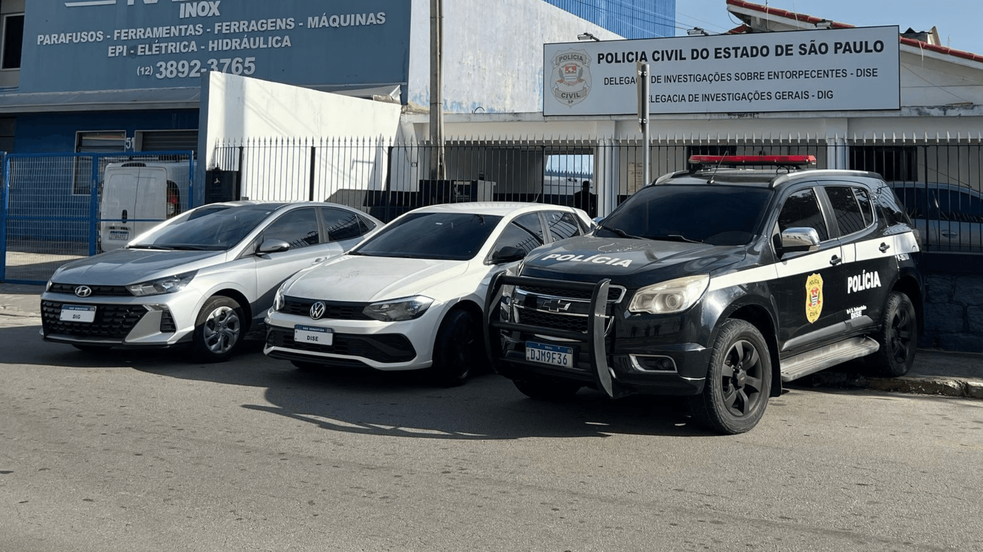 Três homens são presos suspeitos de tentativa de furto a banco em São Sebastião
