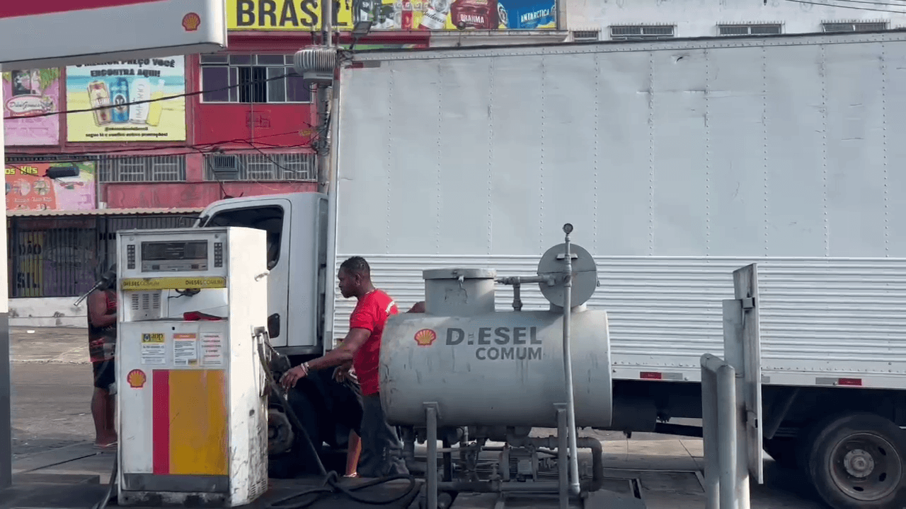 Preço do diesel fica mais barato a partir desta terça; motoristas ainda não sentem diferença