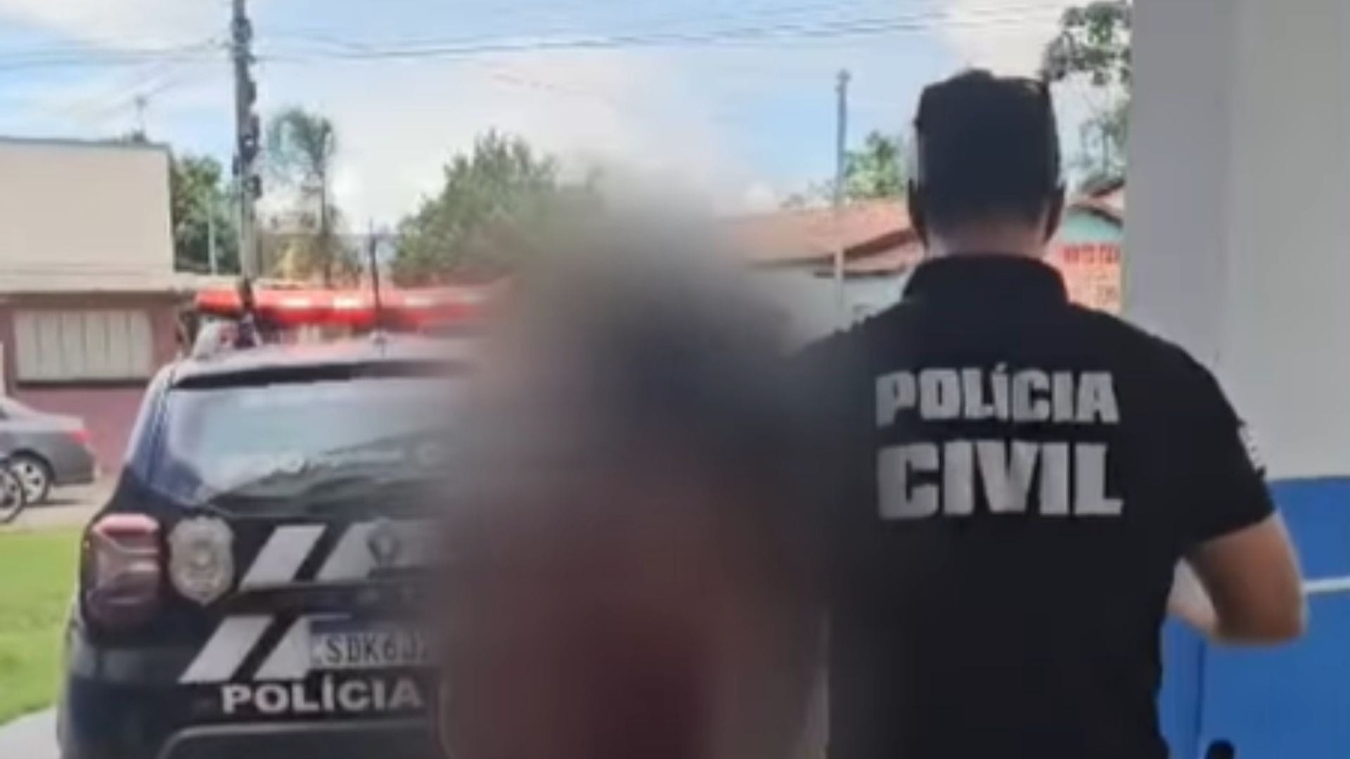 Adolescente é apreendida por matar tio ao derramar óleo quente no ouvido dele em Goiás
