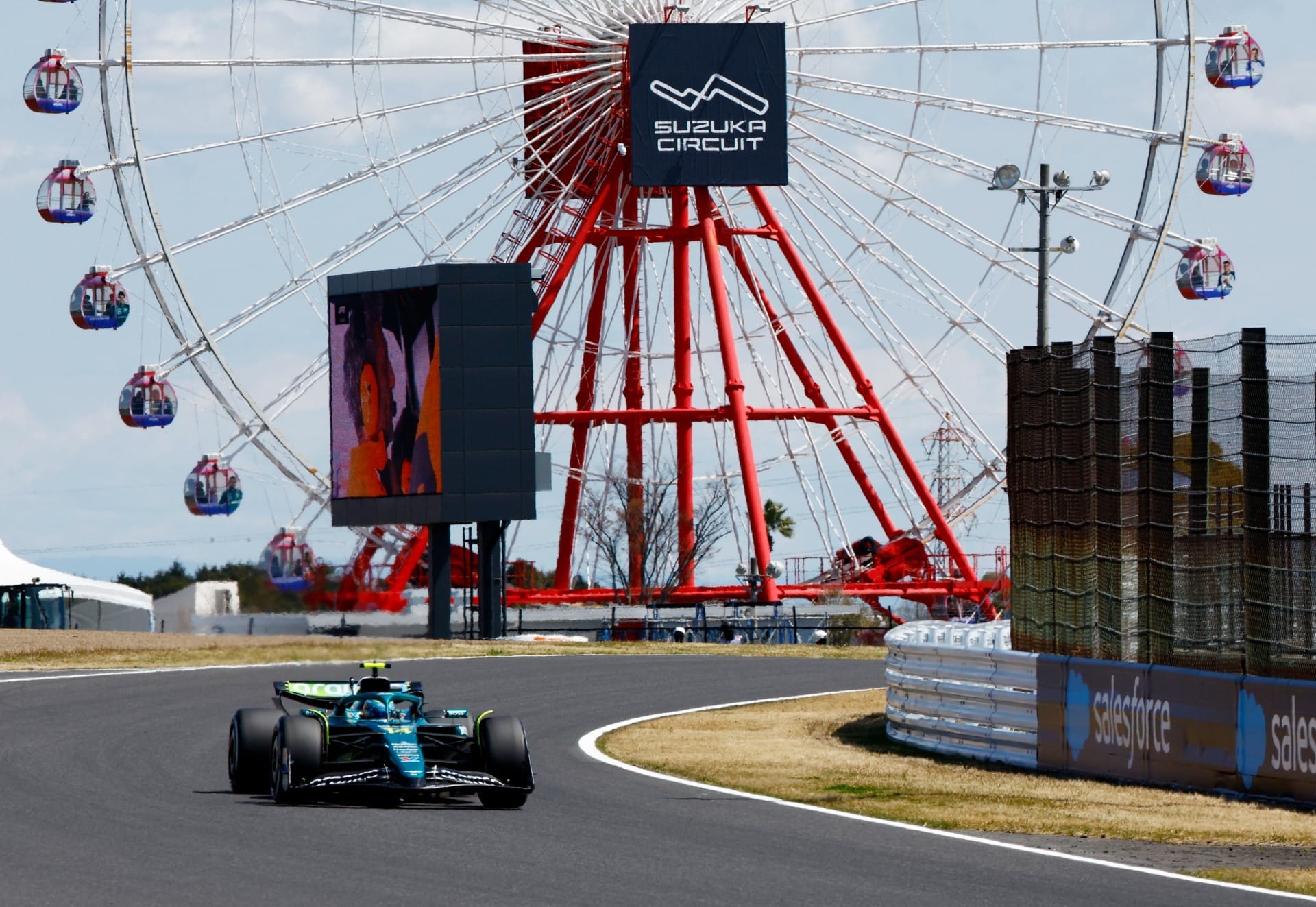 Fernando Alonso no primeiro treino livre