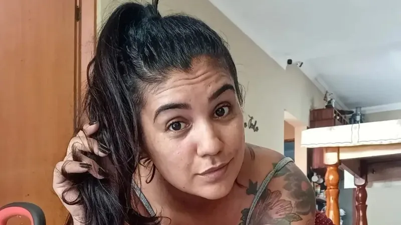 Mulher é morta a tiros dentro de pet shop em Ubatuba