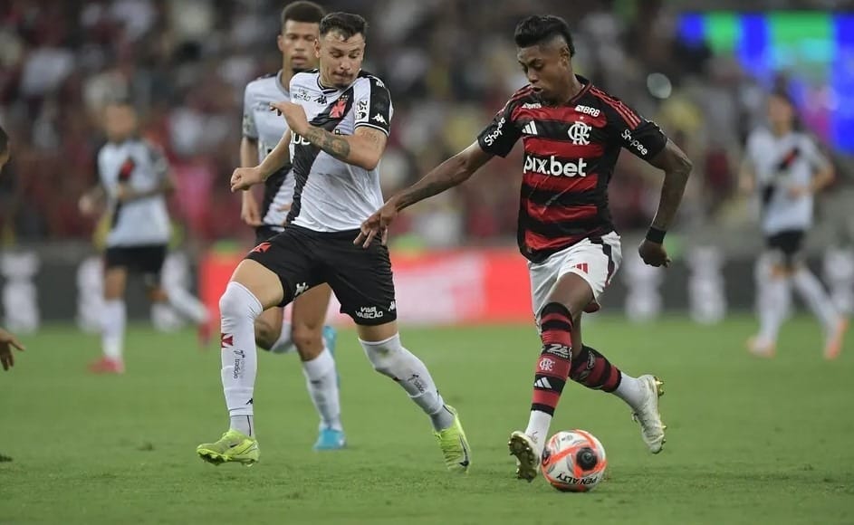 Justiça do Rio determina que Flamengo e Vasco se enfrentem em São Januário