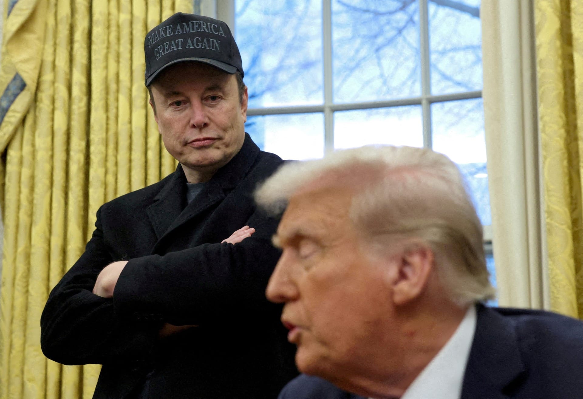 Barão: EUA peitam a China, e nem Elon Musk convence Trump a abandonar 'tarifaço'