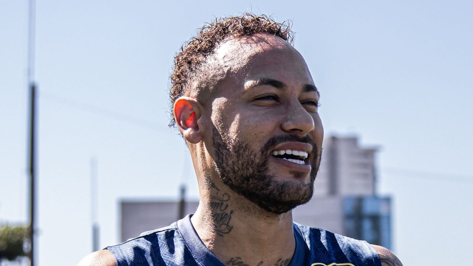 Craque Neto detona Neymar após jogador aparecer em evento da Kings League: "Não joga nunca!"