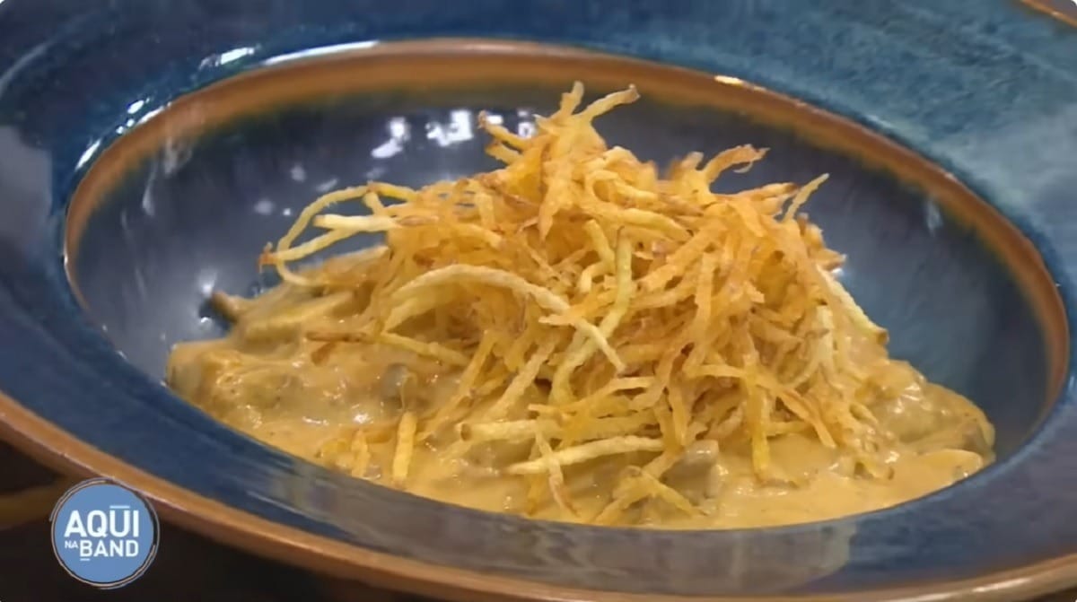 Estrogonofe de carne com ketchup? Sim, chef ensina receita deliciosa que valoriza o ingrediente