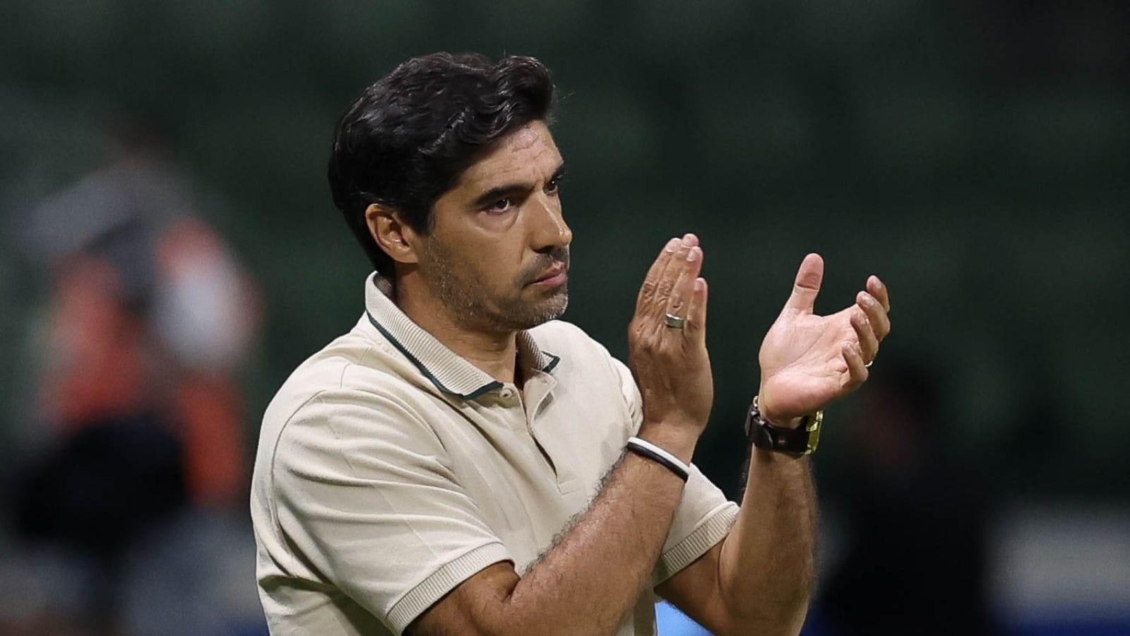 Souza detona últimas atuações do Palmeiras na temporada: "Só chutão para o Estêvão"