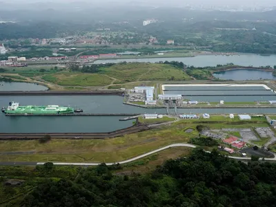 Canal do Panamá limita trânsito diário diante da previsão de El Niño severo