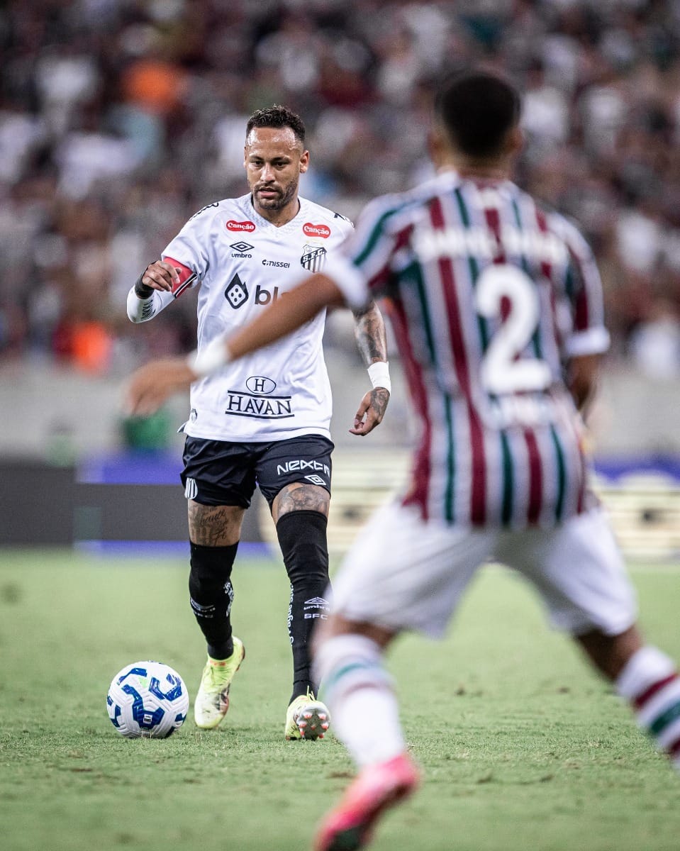 Neymar festeja retorno e cobra 'personalidade': 'Mostrar quem realmente é o Santos'