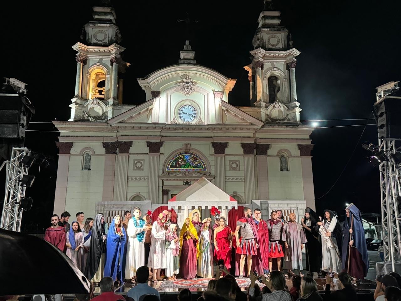 Teatro da Paixão 2025 acontece nesta sexta-feira (18) em Tremembé