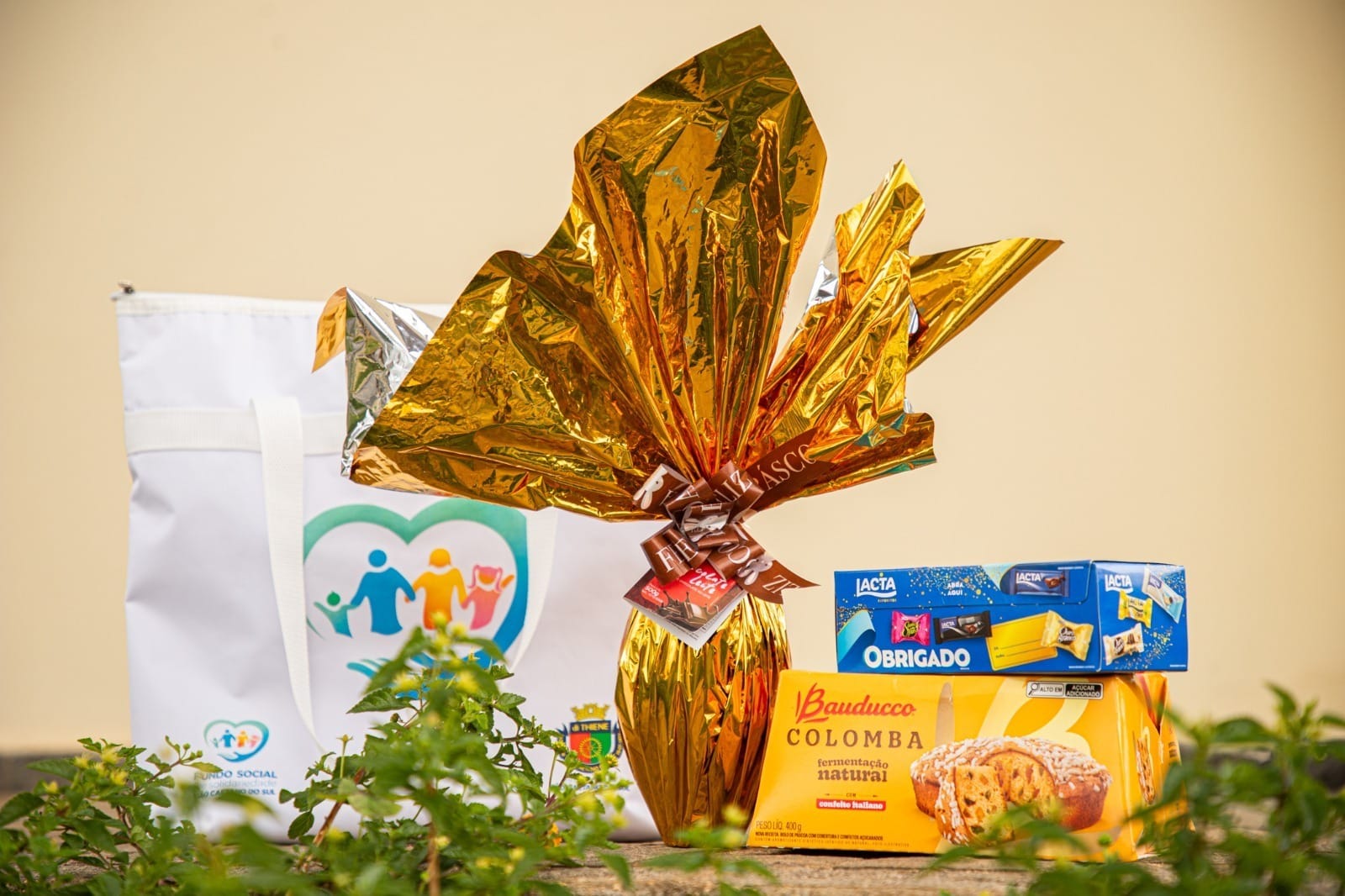 Prefeitura teria superfaturado kits de Páscoa em R$ 1,2 milhão, denuncia ONG