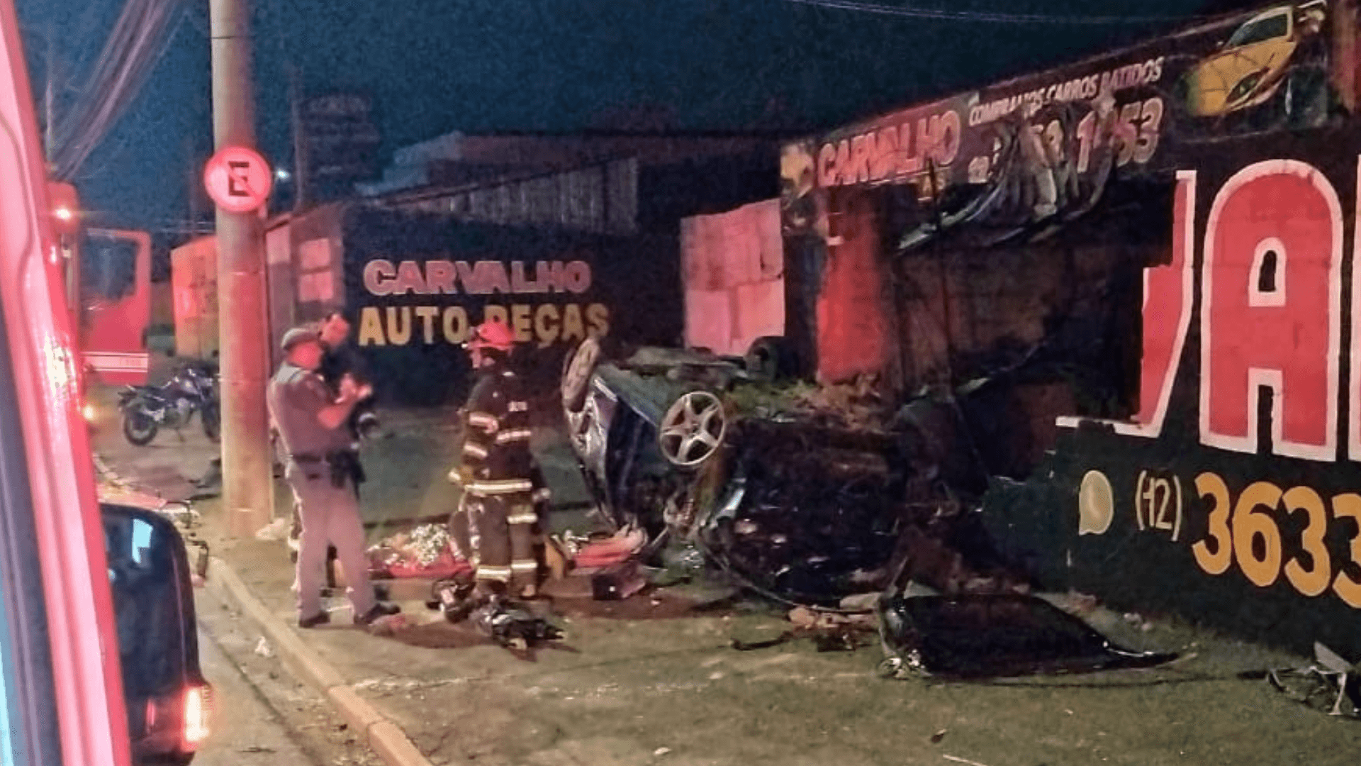 Dois homens morrem após acidente de trânsito em Taubaté