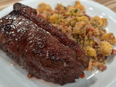 Picanha grelhada com farofa de banana-da-terra | Band Receitas