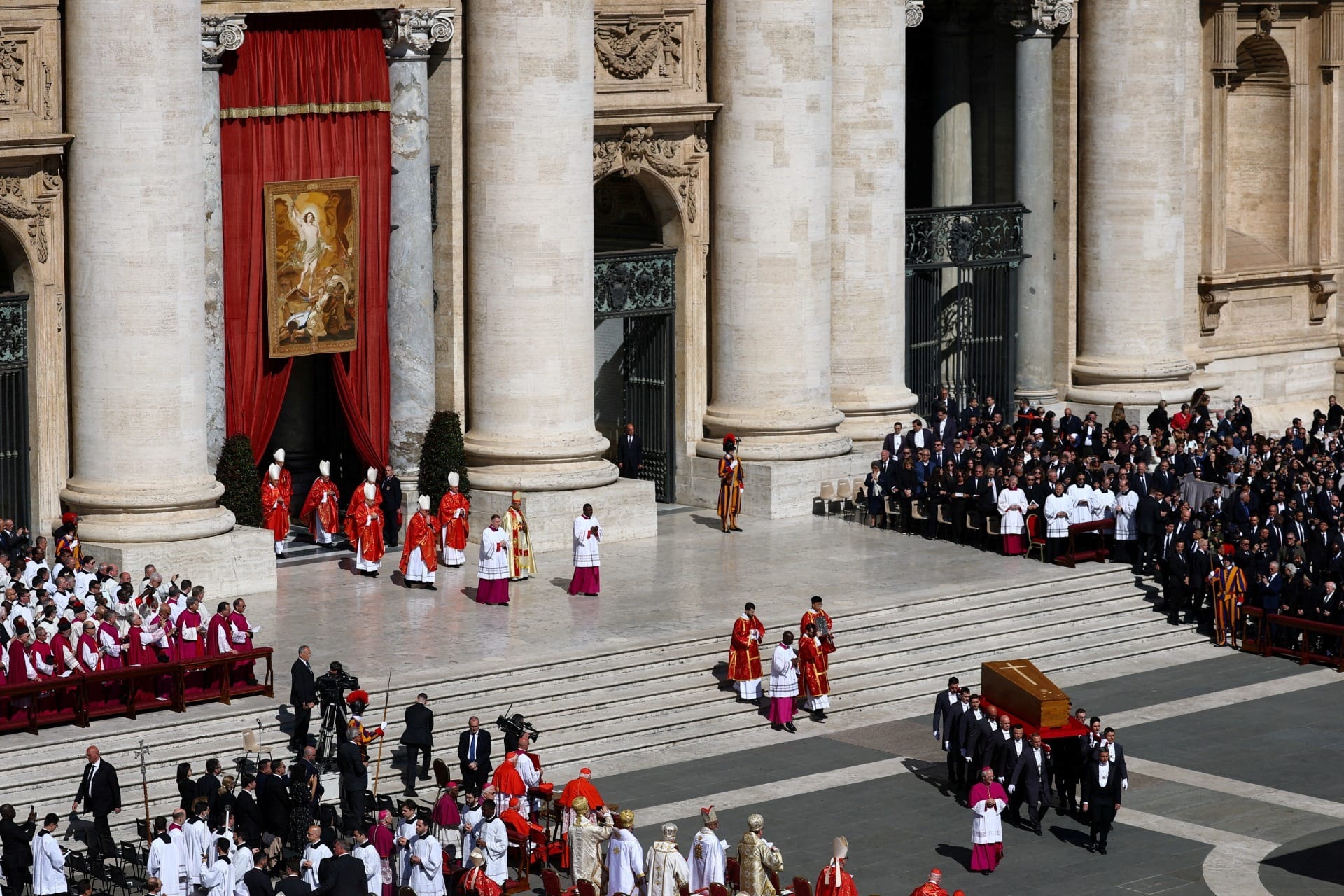 Igreja Católica, líderes mundiais e fiéis se despedem do papa Francisco
