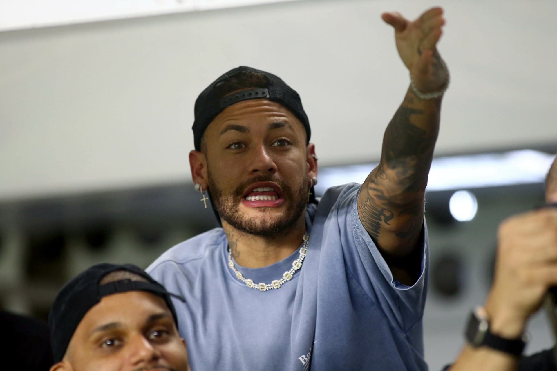 Santos perde com "escalação de Neymar" para o Bragantino, é vaiado e dorme no fundo da tabela