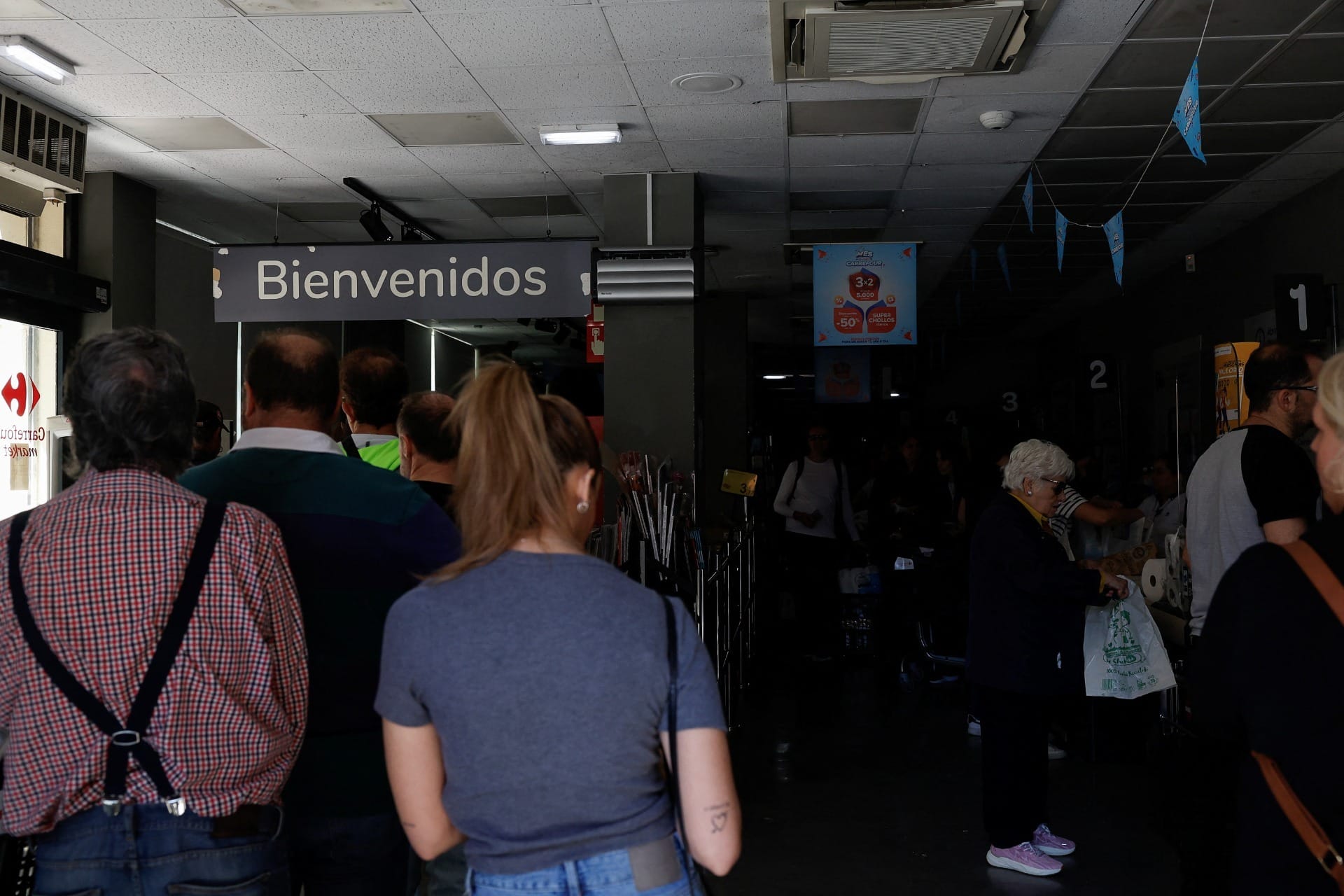 Fornecimento de energia é retomado quase totalmente na Espanha