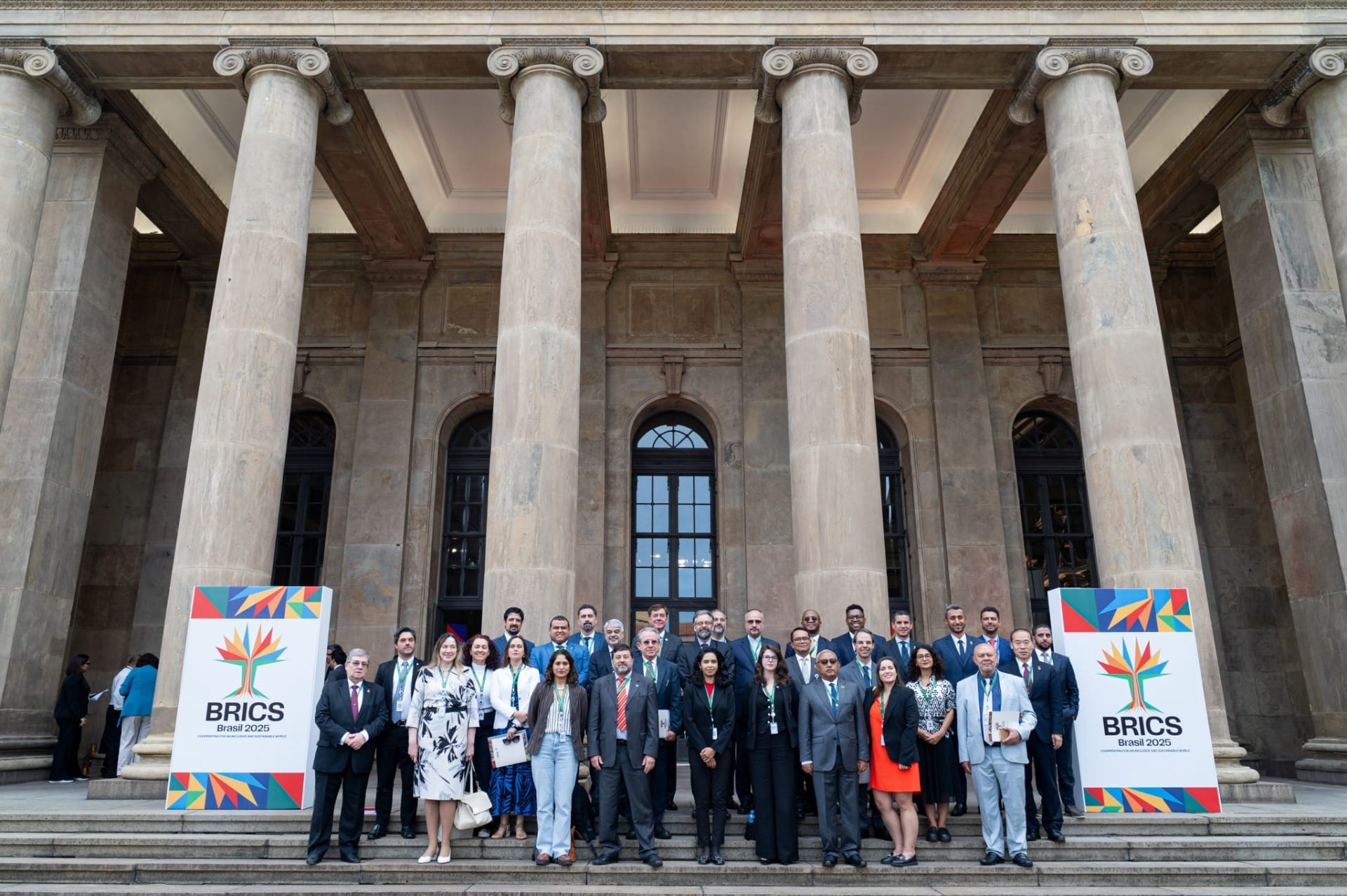 Inteligência Artificial e doenças socialmente determinadas serão debatidos na reunião do Brics
