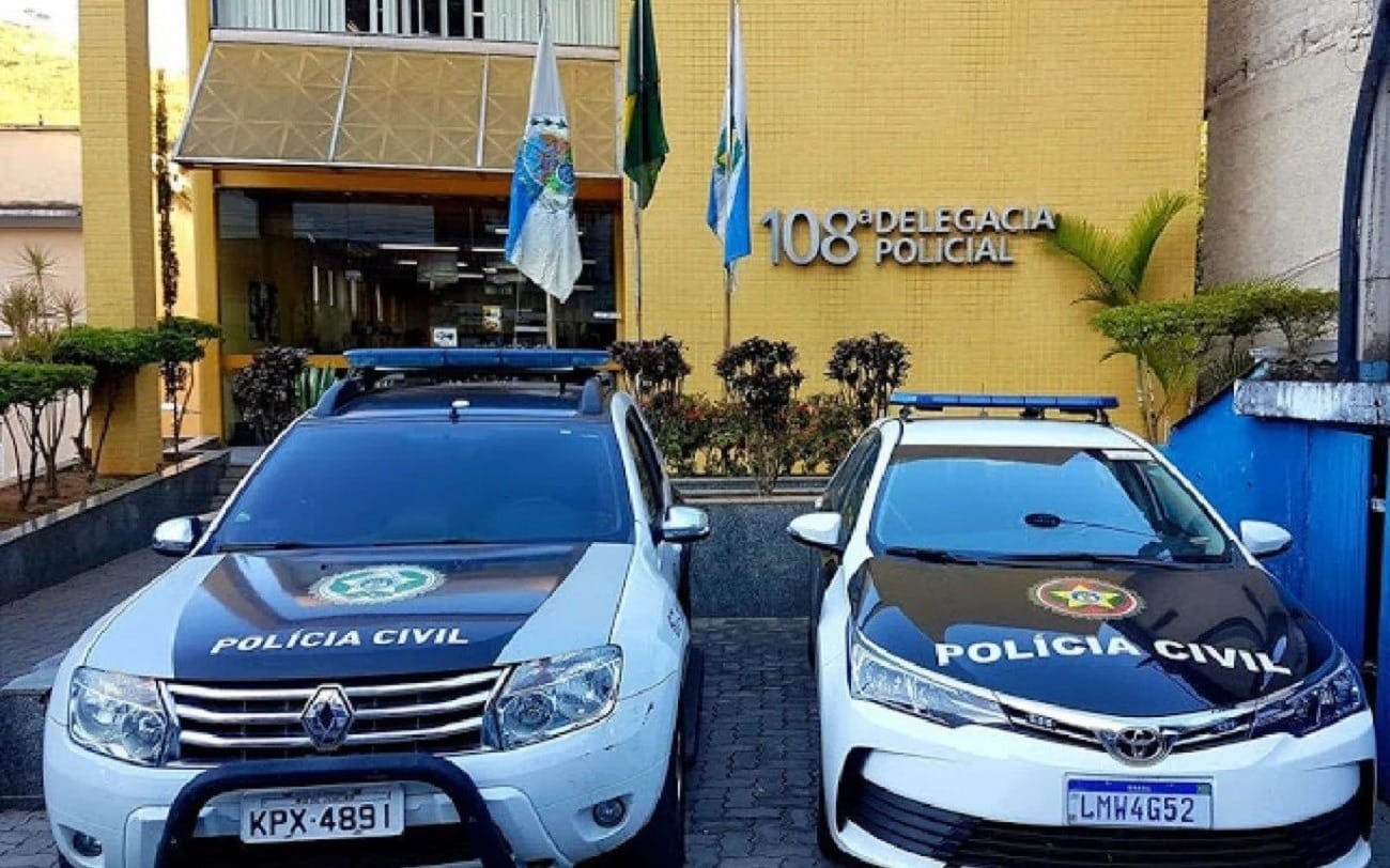 Polícia faz operação contra envolvidos em ataque a barbearia em Três Rios