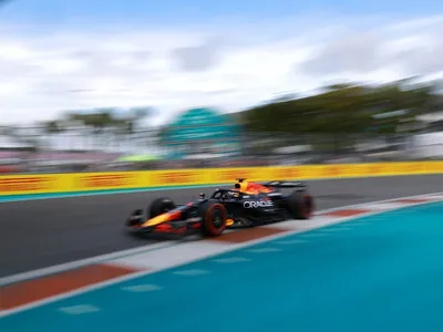 Verstappen fatura a pole do GP de Miami; Bortoleto conquista melhor grid na F1