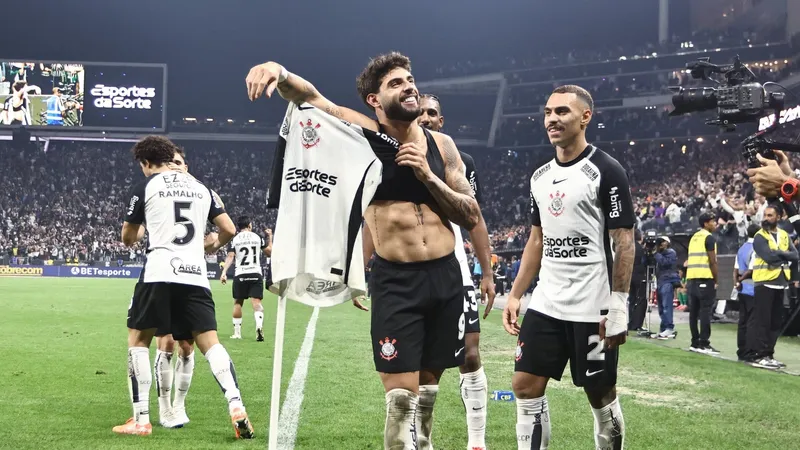 Yuri Alberto faz 3, Timão vira sobre o Inter e vence 1ª com Dorival em Itaquera