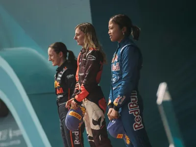 Doriane Pin vence única corrida da etapa de Miami da F1 Academy e embola briga pelo título